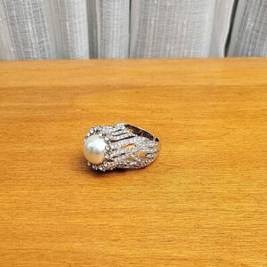 Costume Faux Silver Pearl Ring